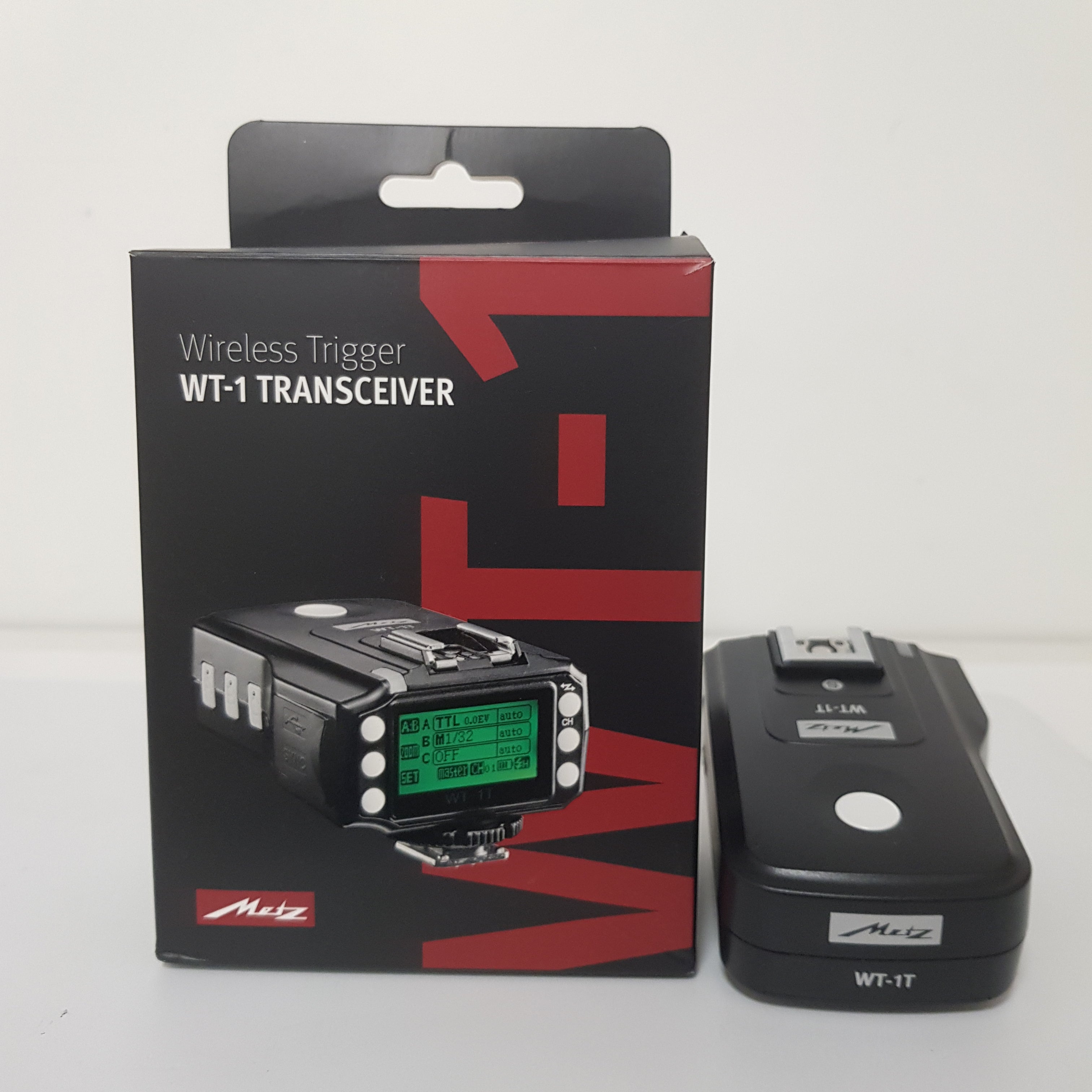 Flash Metz M400+Trigger WT-1 Transceiver wireless usato